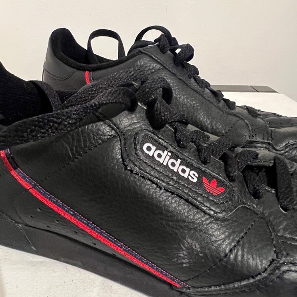 Adidas, Continental 80, Black w/ red accent Size Men’s 6, Ladies 7.5 - Picture 3 of 5